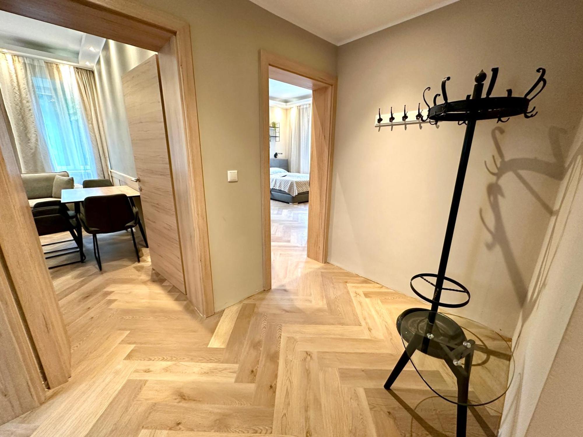 Book-A-Room Salzburg Apartment 31 Bagian luar foto