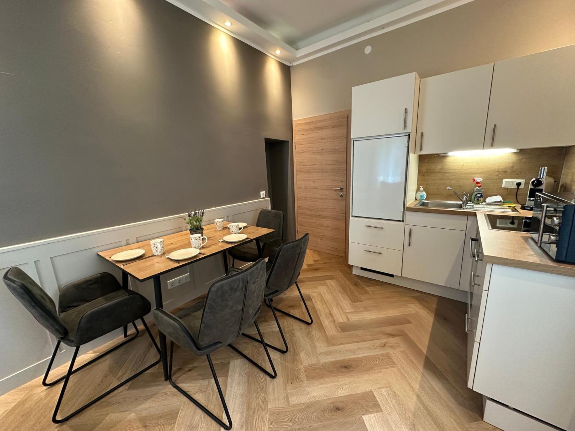 Book-A-Room Salzburg Apartment 31 Bagian luar foto
